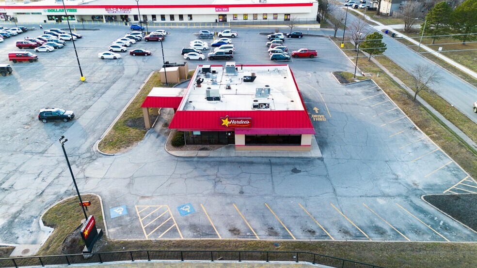 More Photos Of 815 S Parker St, Olathe Fast Food For Lease