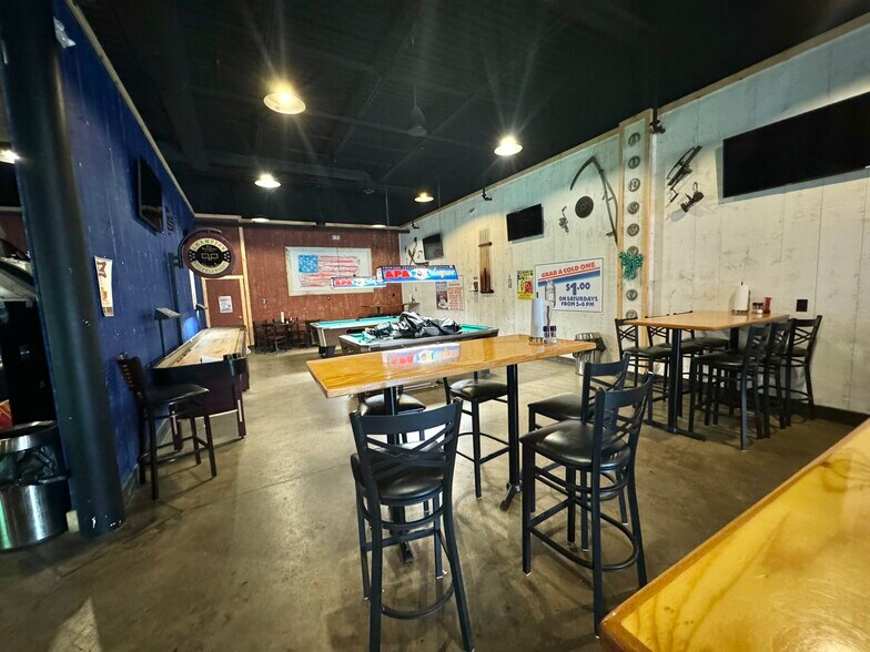 More Photos Of 721 Hanover Pike, Hampstead Unknown For Lease