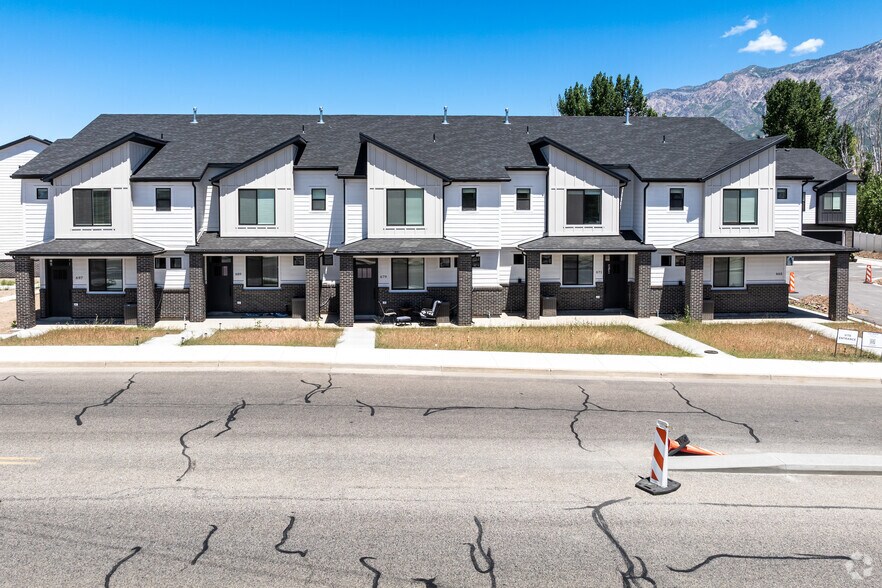 More Photos Of 2100 North Highway 89 Highway, Harrisville Apartments For Sale