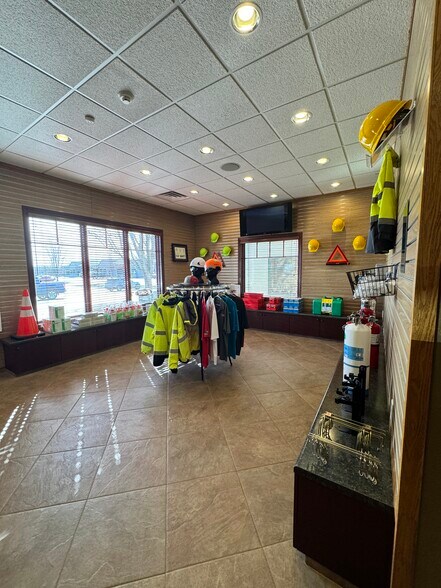 More Photos Of , Rochester Office For Sale