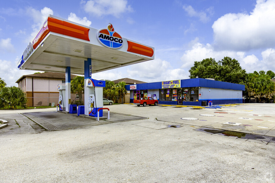 Primary Photo Of 1901 Michigan Ave, Kissimmee Service Station For Lease