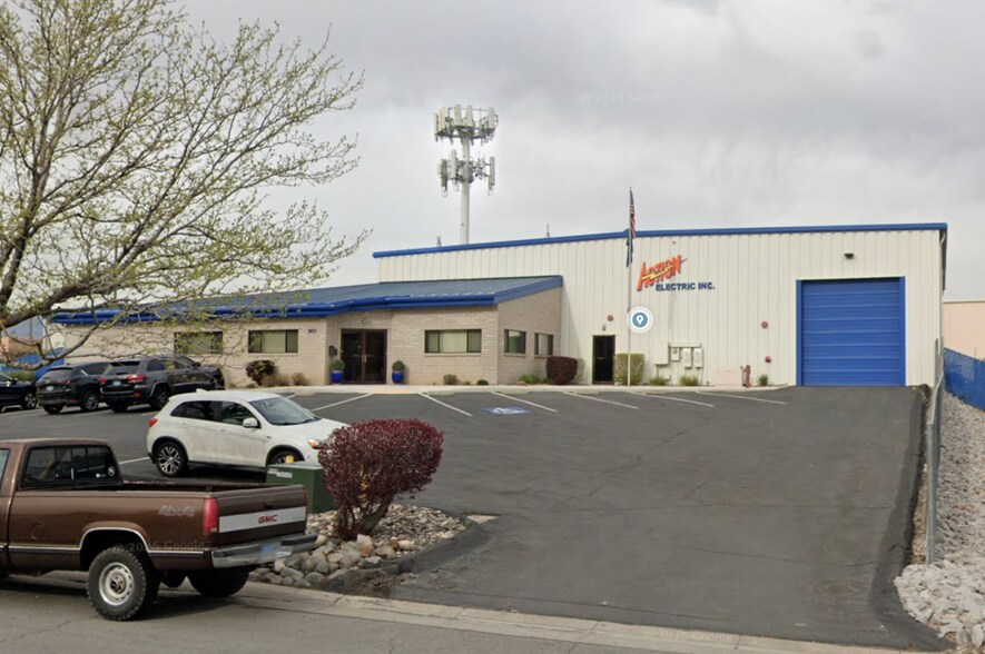 More Photos Of 901 Meredith Way, Sparks Manufacturing For Sale