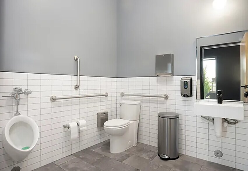 More Photos Of 10718 S Beckstead Ln, South Jordan Coworking Space