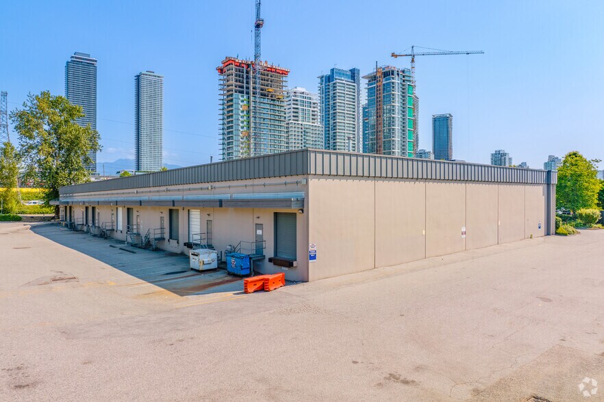More Photos Of 2505-2575 Eastbrook Pky, Burnaby Warehouse For Lease