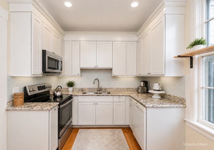 More Photos Of 98 Main St, Peabody General Retail For Sale
