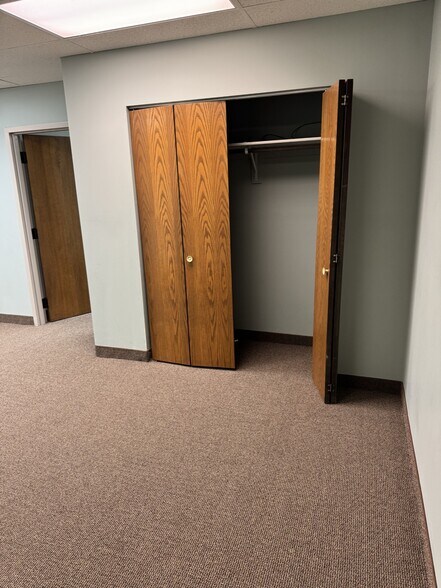 More Photos Of 1530 Greenview Dr SW, Rochester Office For Lease