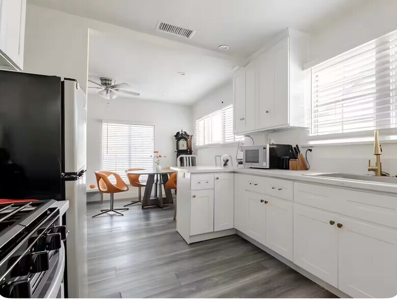 More Photos Of 1236-1238 W 90th Pl, Los Angeles Apartments For Sale