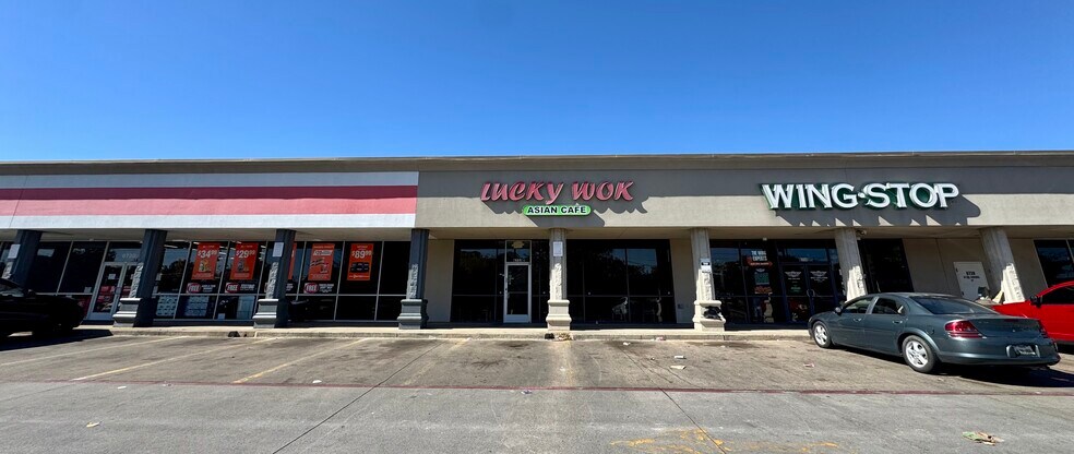 More Photos Of 6730-6750 Forest Hill Dr, Forest Hill Freestanding For Lease