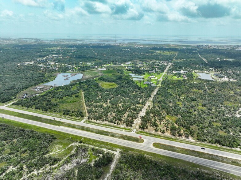 More Photos Of 704 South Highway 35 Byp, Rockport Land For Sale