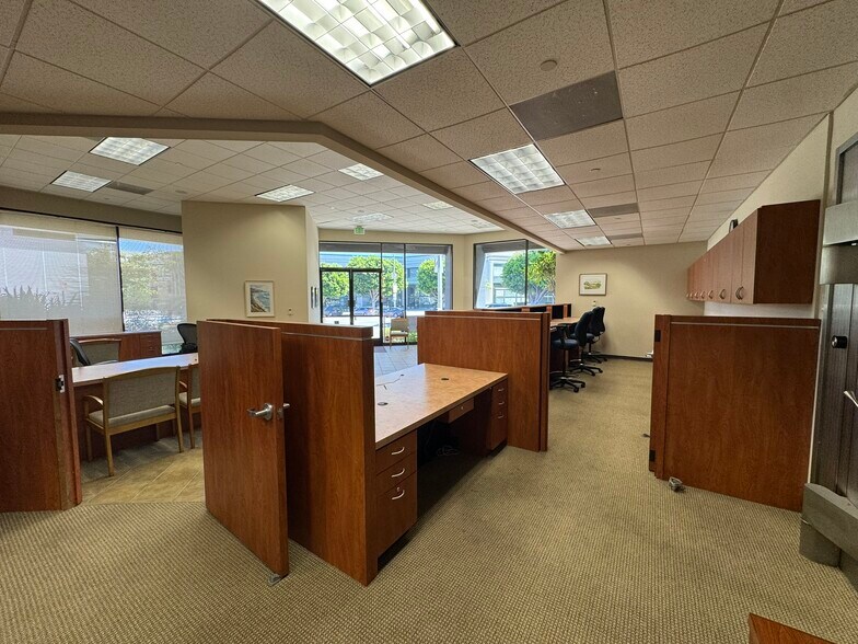 More Photos Of 12401 Wilshire Blvd, Los Angeles Medical For Lease