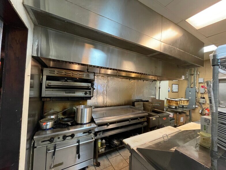 More Photos Of 2120 Oakheart Rd, Myrtle Beach Restaurant For Lease