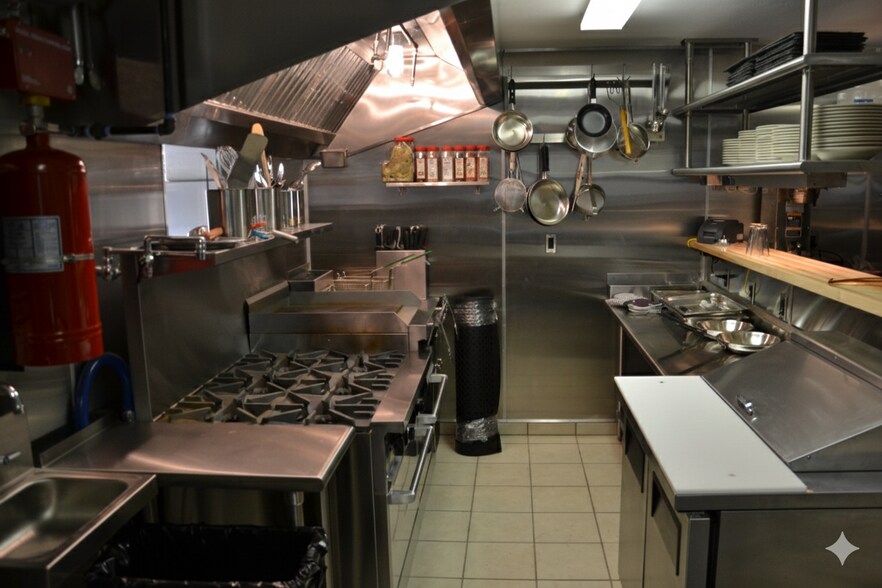 More Photos Of 16920 Ranch Road 12, Wimberley Restaurant For Sale