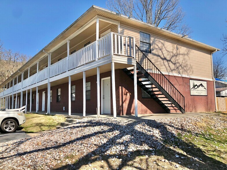 More Photos Of 416 Campbell St, Hot Springs Apartments For Sale