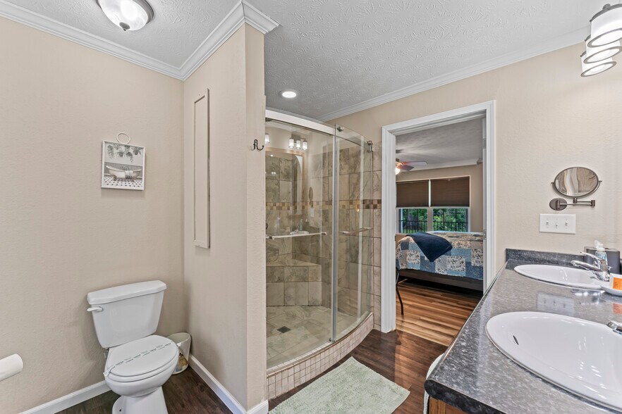 More Photos Of 104 Circle Rd, Newport Manufactured Housing Mobile Home Park For Sale