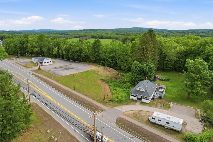 More Photos Of 310 N State St, Concord Auto Dealership For Lease