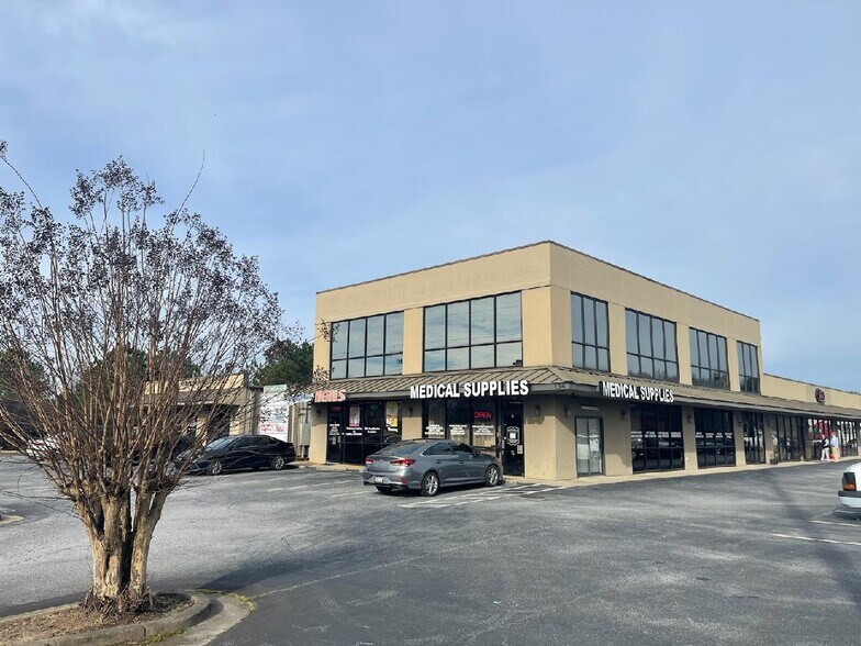 More Photos Of 134 Hurricane Shoals Rd, Lawrenceville Storefront Retail Office For Sale