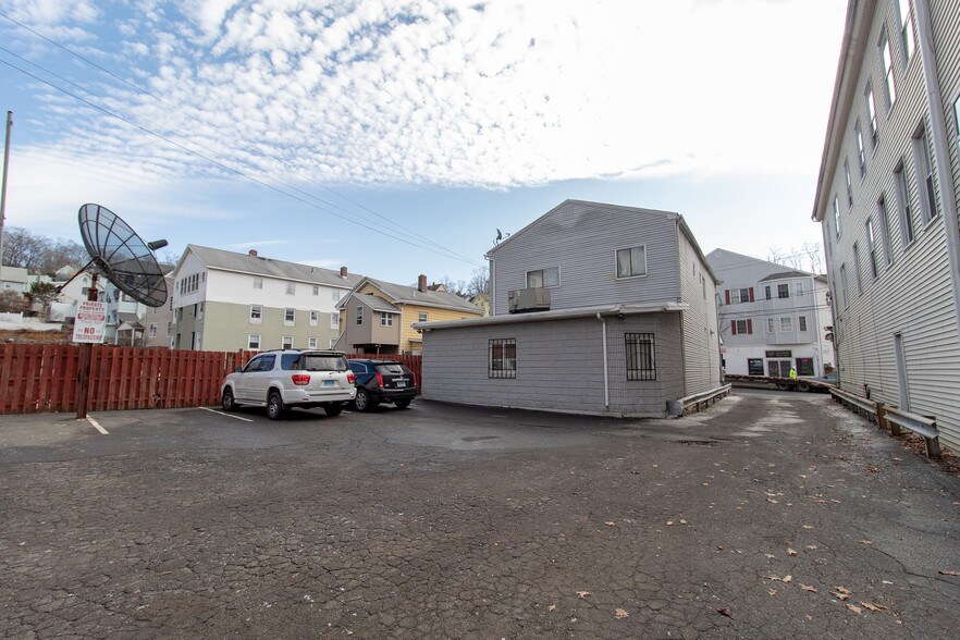 More Photos Of 172 Maple St, Naugatuck Restaurant For Sale