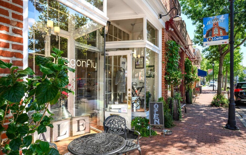 More Photos Of 21 Goldsborough St, Easton Storefront For Lease
