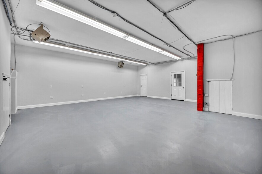 More Photos Of 4 Broadway Avenue Ext, Mystic Office For Sale