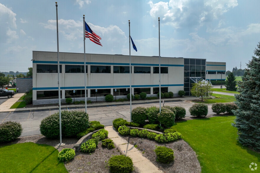 More Photos Of 1294 Beach Ct, Saline Warehouse For Lease