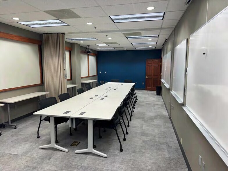 More Photos Of 2110 Fiserv Drive Southwest, Cedar Rapids Office For Sale