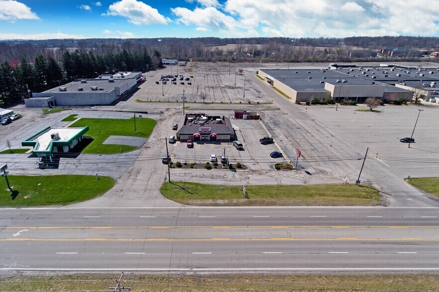 More Photos Of 1565 Marion-Waldo Rd, Marion General Retail For Sale