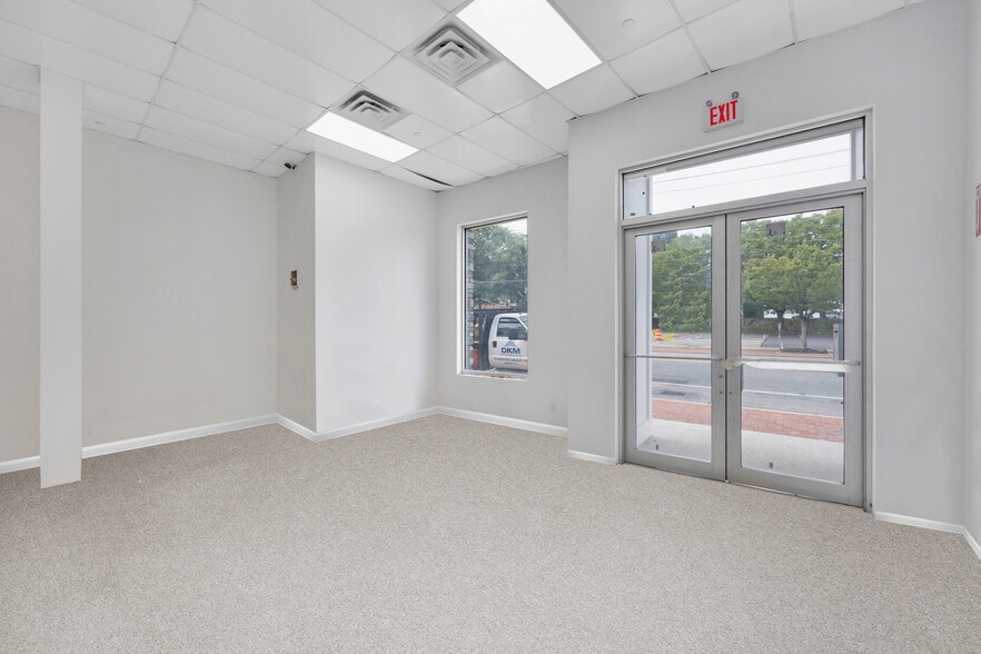 More Photos Of 1080 New York Ave, Huntington Station Apartments For Lease