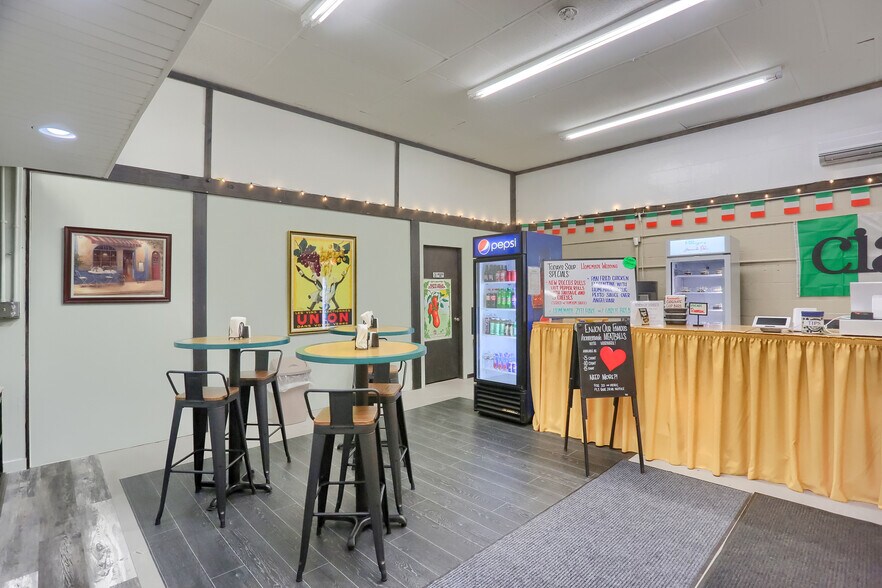 More Photos Of 115 W Main St, Evans City Freestanding For Sale