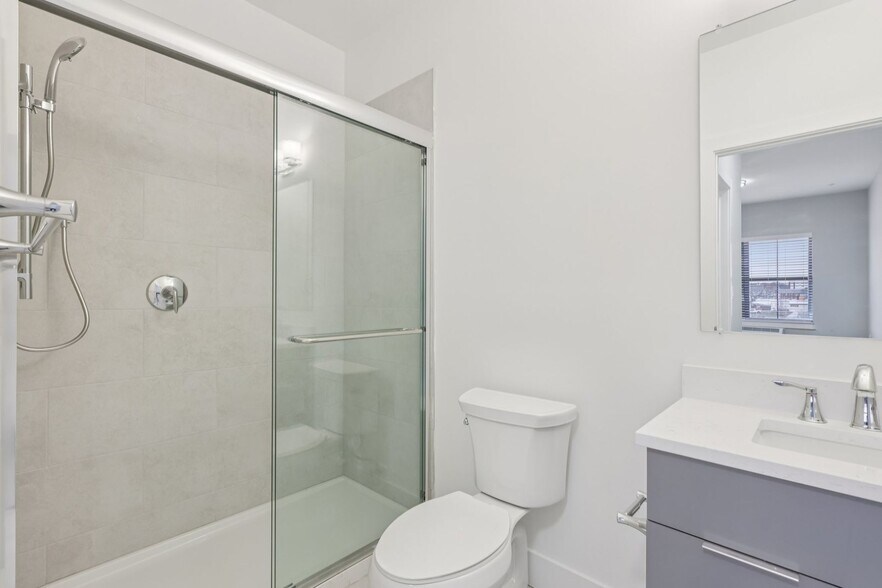 More Photos Of 10 W Westfield Ave W, Roselle Park Apartments For Lease