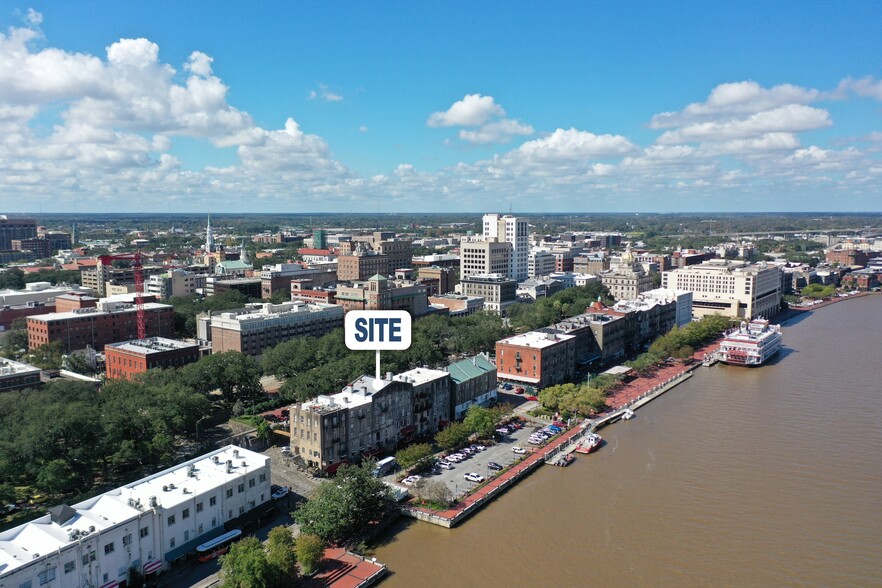 More Photos Of 215 E River St, Savannah Storefront Retail Residential For Lease
