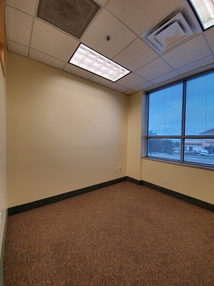 More Photos Of 1635 E Highway 50, Clermont Office For Lease