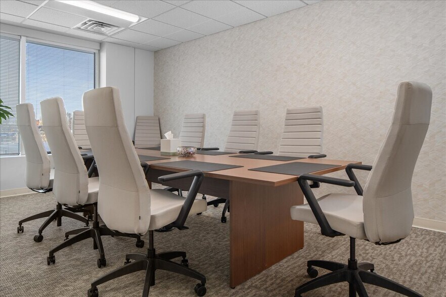 More Photos Of 4259 W Swamp Rd, Doylestown Office For Lease