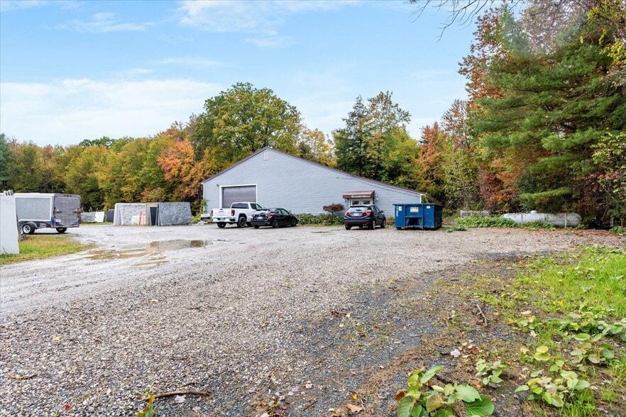 More Photos Of 155 Ushers Rd, Round Lake Warehouse For Sale