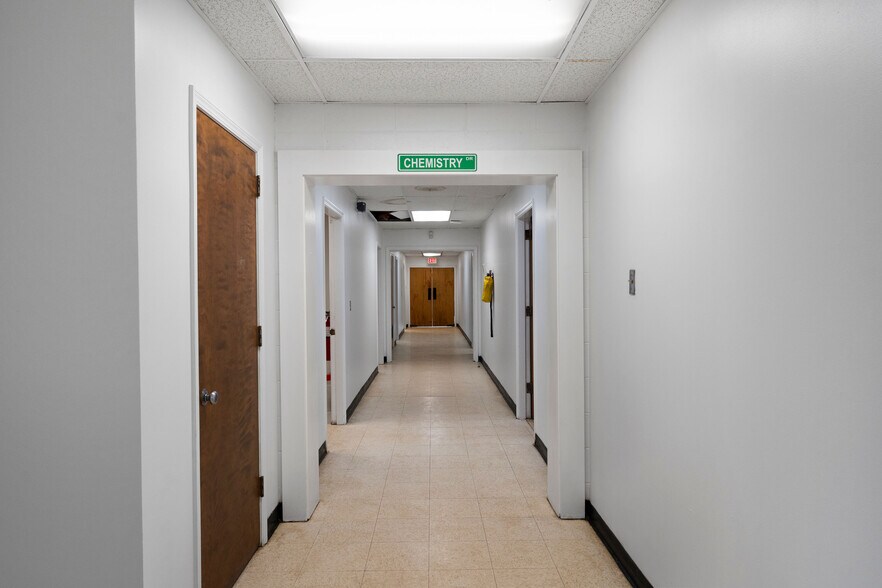 More Photos Of 112 Old Mill Rd, Cartersville Research And Development For Sale