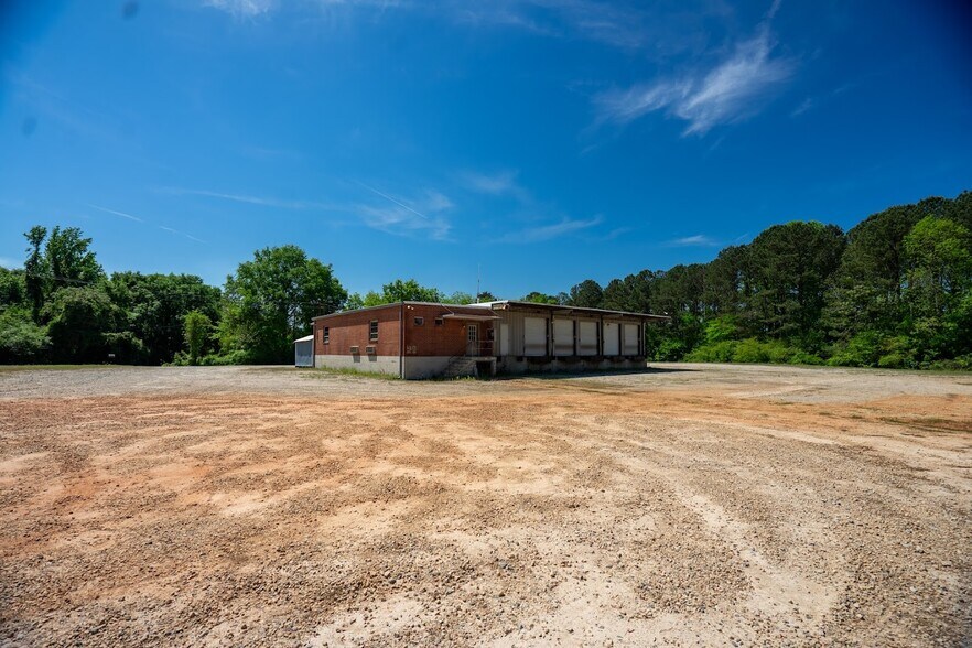More Photos Of 677 Hudson Rd, Lagrange Truck Terminal For Sale