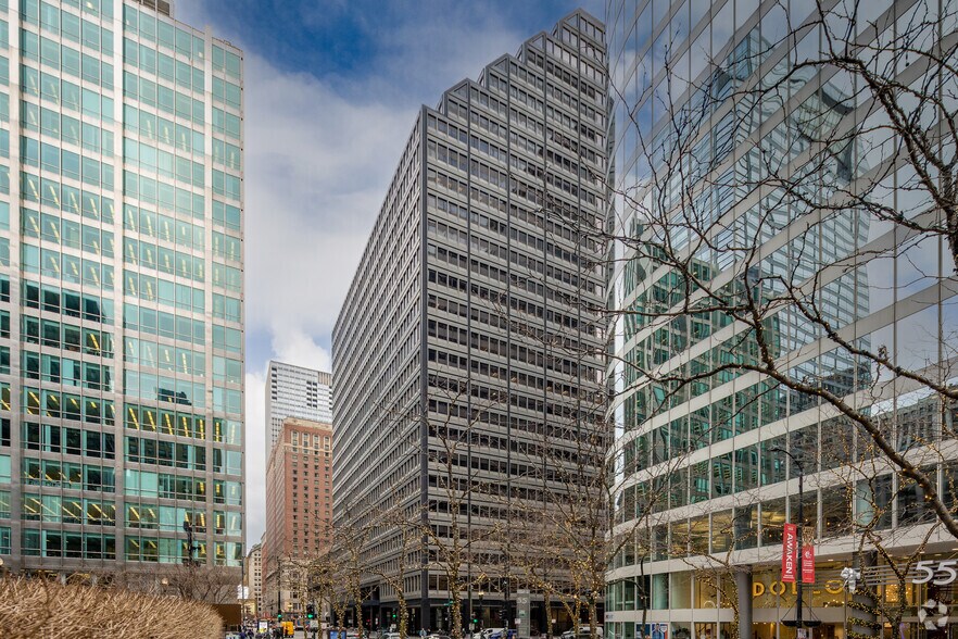 Primary Photo Of 33 W Monroe St, Chicago Office For Lease