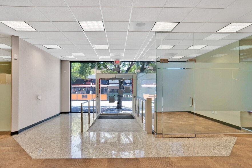More Photos Of 780 Laurel St, San Carlos Bank For Lease