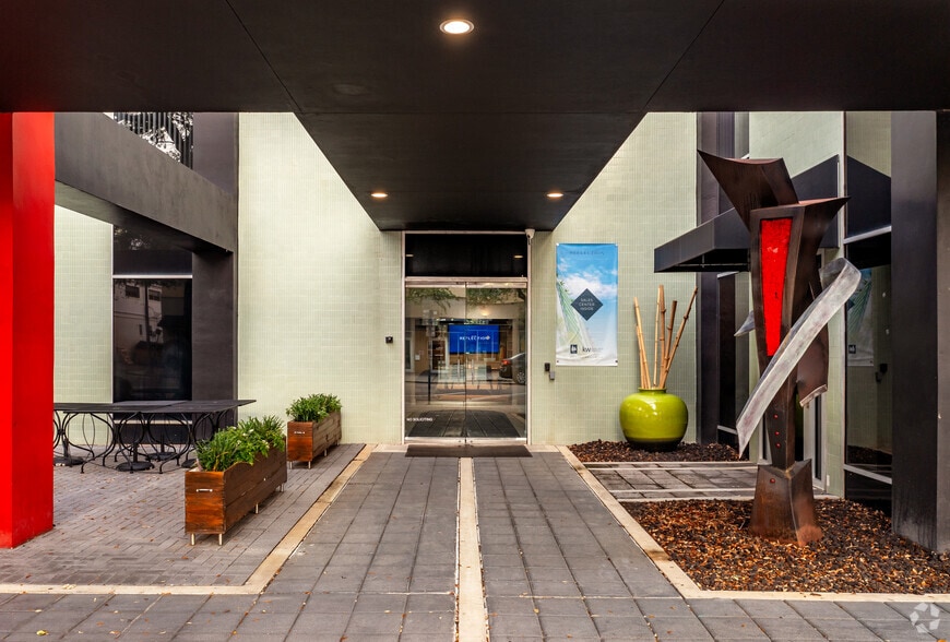 More Photos Of 600 N 1st Ave, Saint Petersburg Office For Lease