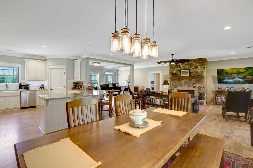 More Photos Of , Young Harris Specialty For Sale