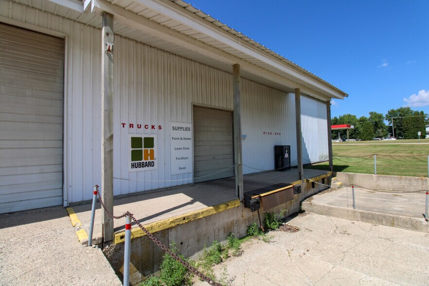 More Photos Of 107 8th Ave SW, Kasson Specialty For Sale