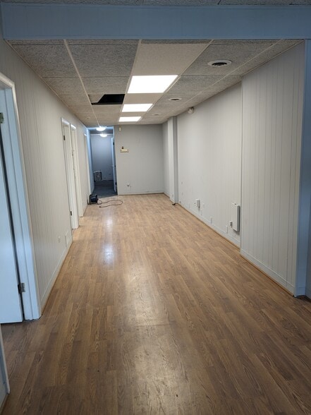 More Photos Of 9418 Irving Park Rd, Schiller Park Medical For Sale