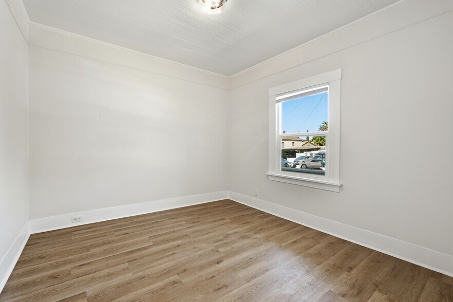 More Photos Of 338 Garretson Ave, Rodeo Apartments For Sale