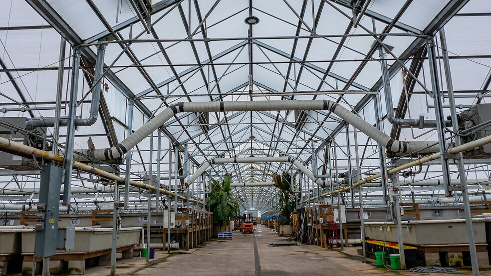 More Photos Of 1802 Industrial Park Dr, Ellsworth Industrial For Sale