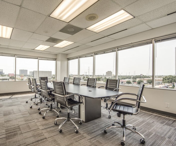 More Photos Of 8500 N Stemmons Fwy, Dallas Office For Lease