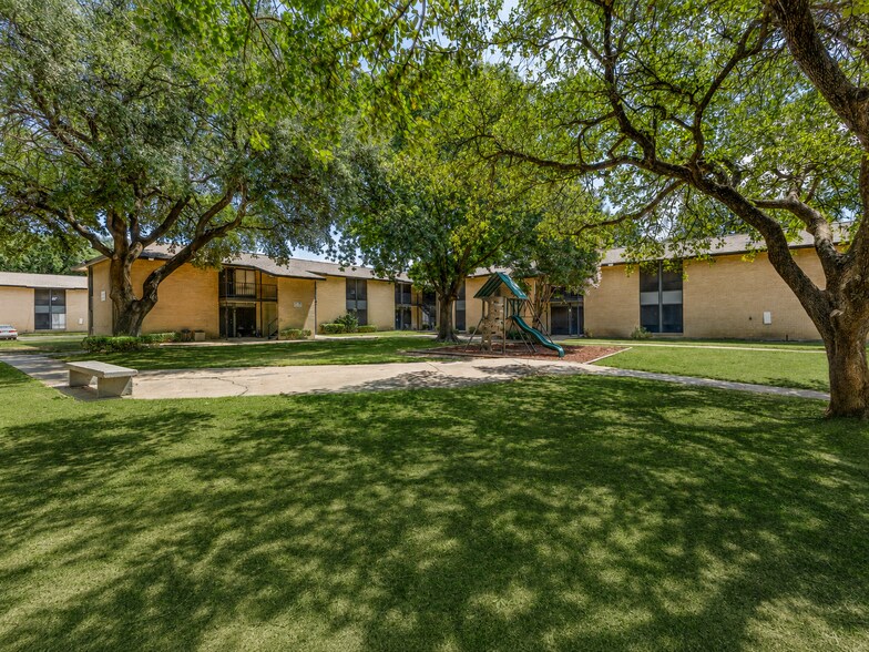 More Photos Of 531 S Belt Line Rd, Grand Prairie Apartments For Sale