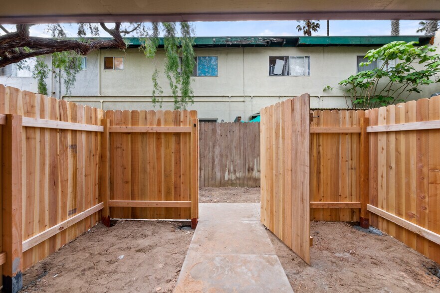 More Photos Of 430-440 Linden Dr, Oxnard Apartments For Sale