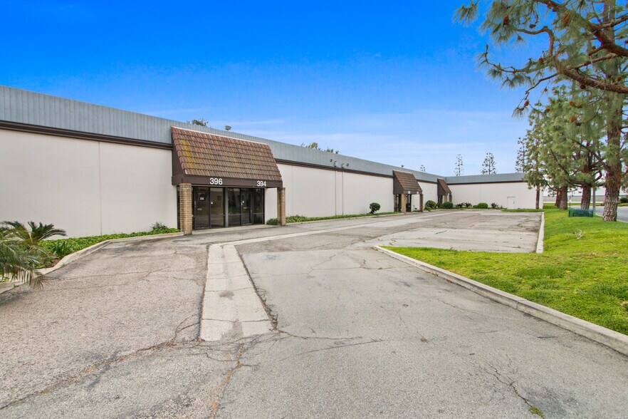More Photos Of 386-398 Cliffwood Park St, Brea Manufacturing For Lease