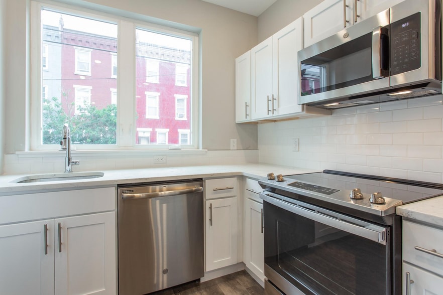 More Photos Of 2010 N 8th St, Philadelphia Apartments For Sale