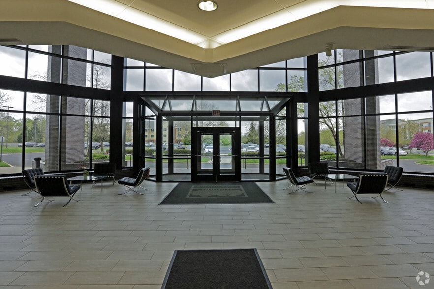 More Photos Of 3220 Tillman Dr, Bensalem Office For Lease