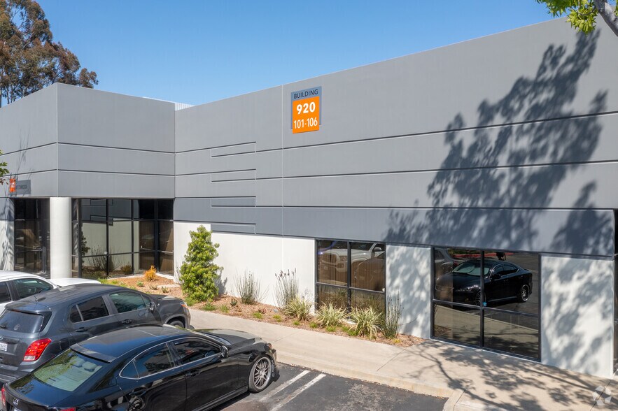 More Photos Of 500 S Andreasen Dr, Escondido Unknown For Lease